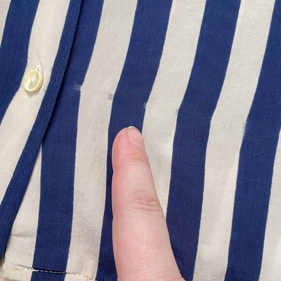 Vintage 100% Silk Button Up Blouse M Coastal Minimalist Nautical  Beachy Seaside - Picture 10 of 10
